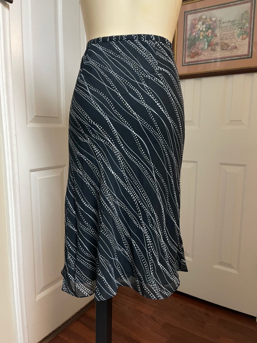 Merona Navy Midi Skirt with White Wave Stripe - Picture 5 of 6